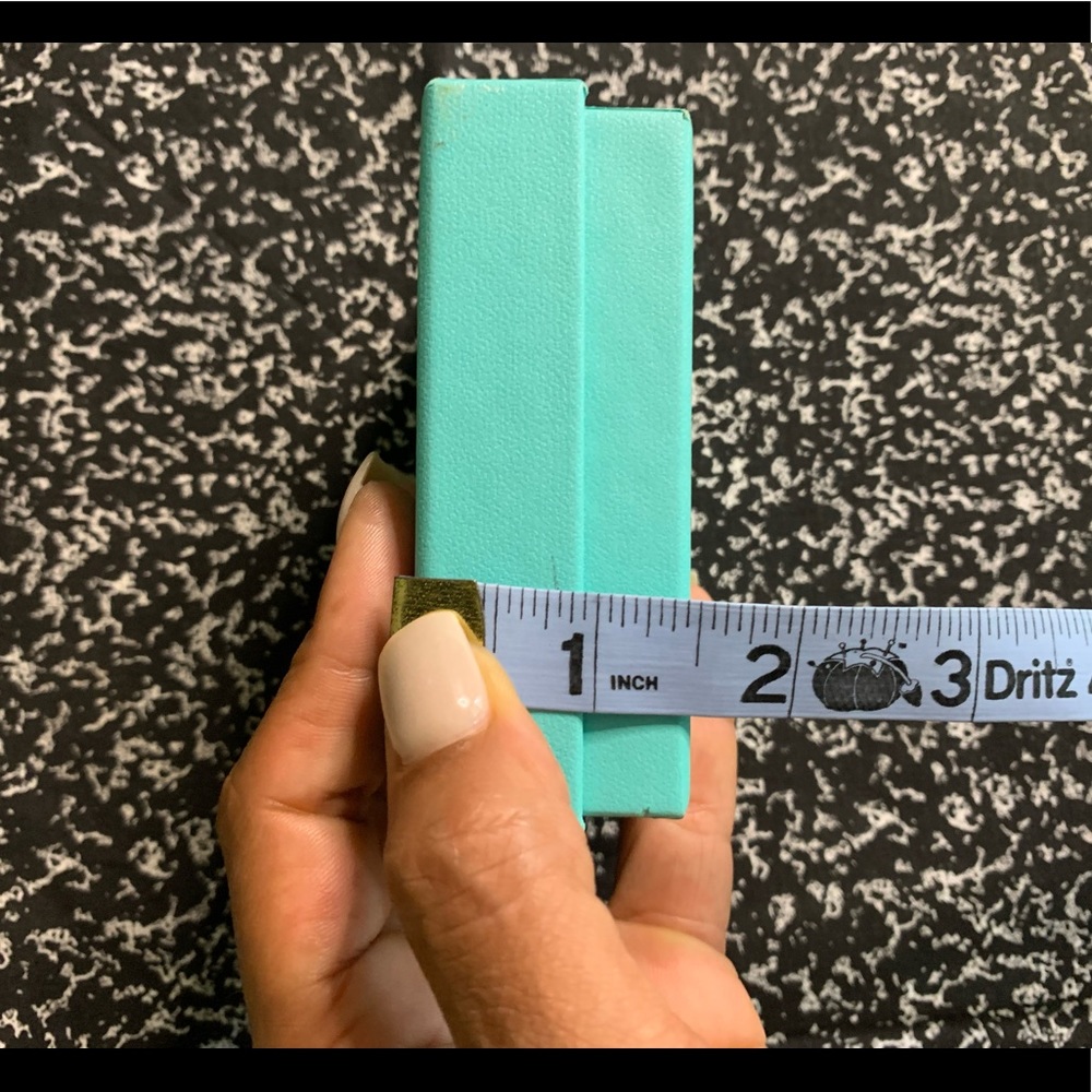 Small Tiffany Gift Box - Picture 6 of 6